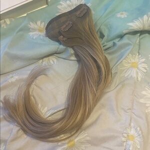 Ash brown highlights from Glam Seamless, 16 inches clip in extensions.